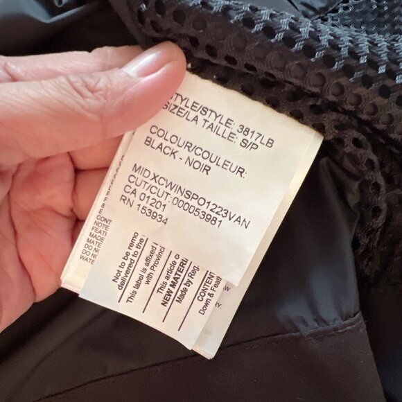 Canada Goose Bennett Black Label WATER RESISTANT 625 FILL POWER DOWN PARKA Small - Picture 12 of 15